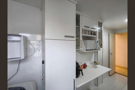 Apartamento à venda com 68m², 2 quartos e 1 vagaCozinha