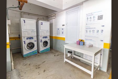 Apartamento à venda com 51m², 2 quartos e 1 vaga Apartamento à venda com 51m², 2 quartos e 1 vagaÁrea comum - Lavanderia