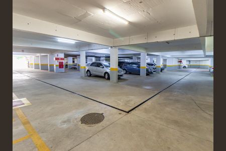 Apartamento à venda com 51m², 2 quartos e 1 vaga Apartamento à venda com 51m², 2 quartos e 1 vagaÁrea comum - Garagem