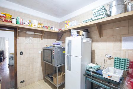 Casa à venda com 330m², 5 quartos e 2 vagas Casa à venda com 330m², 5 quartos e 2 vagasCozinha