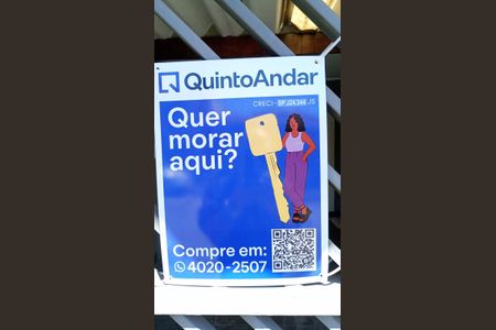 Casa à venda com 330m², 5 quartos e 2 vagas Casa à venda com 330m², 5 quartos e 2 vagasPlaquinha