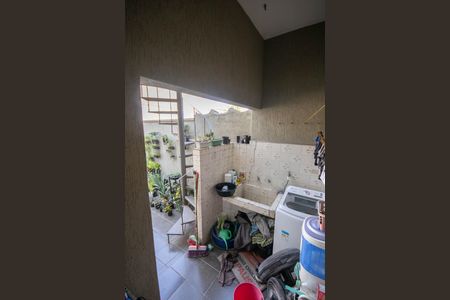 Casa à venda com 330m², 5 quartos e 2 vagas Casa à venda com 330m², 5 quartos e 2 vagasÁrea de Serviço 2