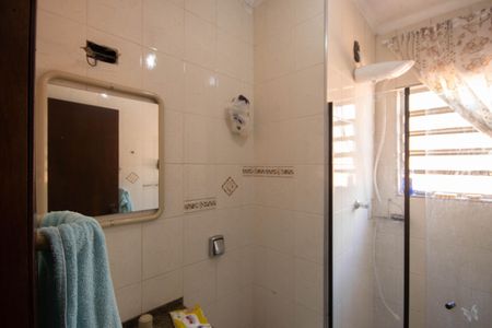 Casa à venda com 330m², 5 quartos e 2 vagas Casa à venda com 330m², 5 quartos e 2 vagasBanheiro da Suíte 3