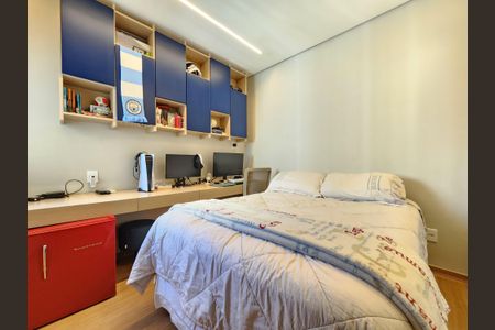 Apartamento à venda com 126m², 4 quartos e 3 vagas Apartamento à venda com 126m², 4 quartos e 3 vagasSuíte 2