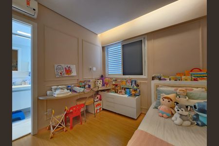 Apartamento à venda com 126m², 4 quartos e 3 vagas Apartamento à venda com 126m², 4 quartos e 3 vagasSuíte 3