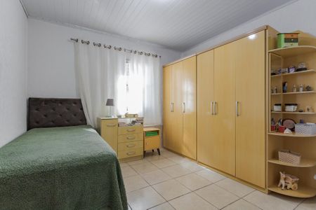 Casa à venda com 160m², 3 quartos e 2 vagasSuíte