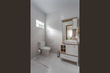 Casa à venda com 160m², 3 quartos e 2 vagasBanheiro da Suíte