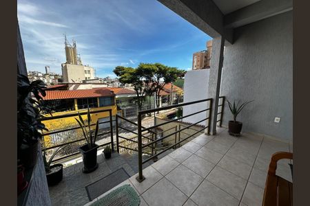 Casa à venda com 300m², 4 quartos e 6 vagasÁrea Externa