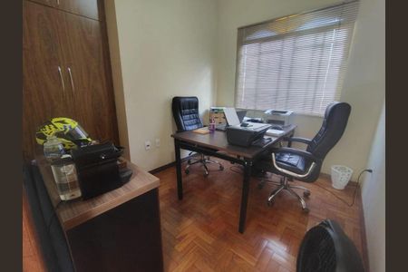 Casa à venda com 300m², 4 quartos e 6 vagasQuarto 3