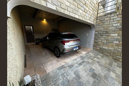 Casa à venda com 300m², 4 quartos e 6 vagasGaragem
