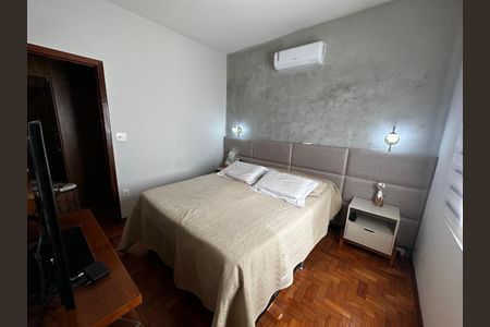 Casa à venda com 300m², 4 quartos e 6 vagasQuarto 1