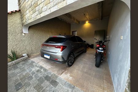 Casa à venda com 300m², 4 quartos e 6 vagasGaragem