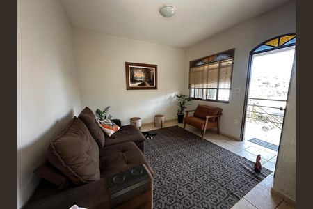 Casa à venda com 300m², 4 quartos e 6 vagasQuarto 2