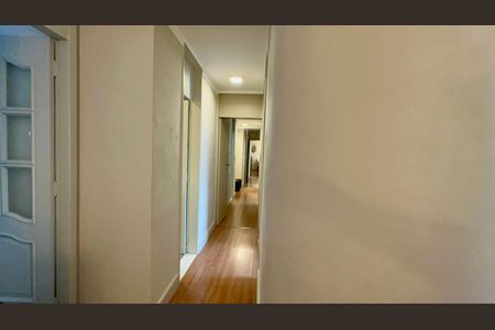 Apartamento à venda com 100m², 3 quartos e 1 vagaCorredor