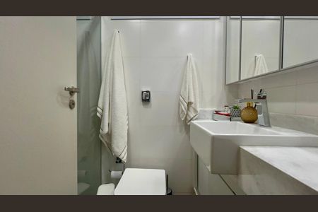 Apartamento à venda com 100m², 3 quartos e 1 vagaBanheiro da Suíte