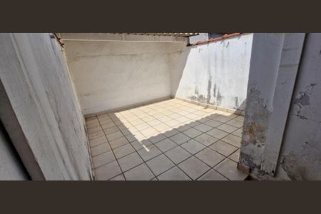 Foto 01 de casa à venda com 1 quarto, 60m² em Cambuci, São Paulo