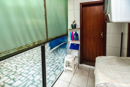 Casa à venda com 180m², 3 quartos e 3 vagasÁrea de Serviço