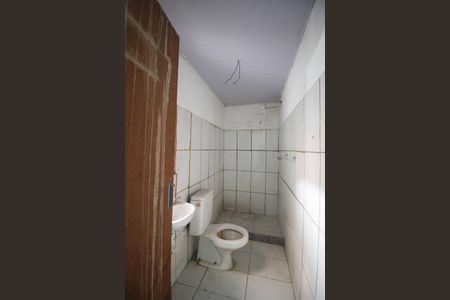 Apartamento para alugar com 69m², 2 quartos e sem vaga Apartamento para alugar com 69m², 2 quartos e sem vagaBanheiro da Suíte 2