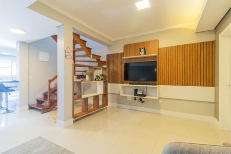 Sala de casa à venda com 3 quartos, 180m² em Ipanema, Porto Alegre