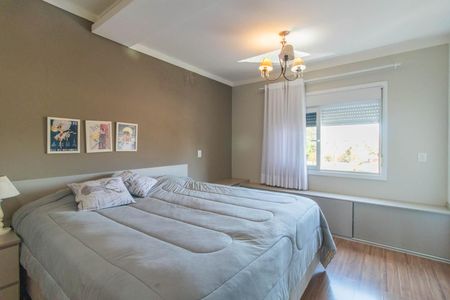 Casa à venda com 180m², 3 quartos e 4 vagas Casa à venda com 180m², 3 quartos e 4 vagasSuíte