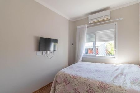 Casa à venda com 180m², 3 quartos e 4 vagas Casa à venda com 180m², 3 quartos e 4 vagasQuarto 2