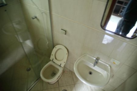 Casa à venda com 322m², 3 quartos e 3 vagasBanheiro de serviço