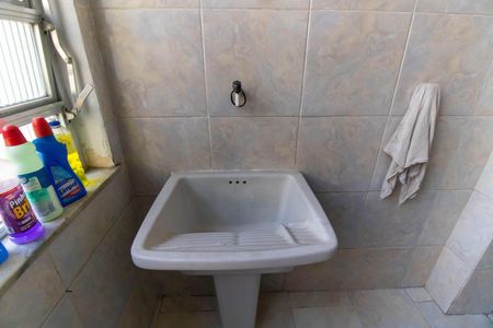 Apartamento à venda com 72m², 2 quartos e 1 vaga Apartamento à venda com 72m², 2 quartos e 1 vagaCozinha e Área de Serviço