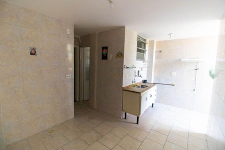 Apartamento à venda com 72m², 2 quartos e 1 vaga Apartamento à venda com 72m², 2 quartos e 1 vagaCozinha e Área de Serviço