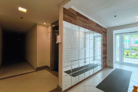 Apartamento à venda com 55m², 2 quartos e 1 vagaHall de entrada