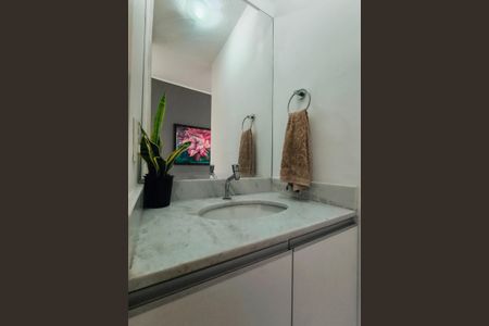 Apartamento à venda com 55m², 2 quartos e 1 vagaBanheiro Social