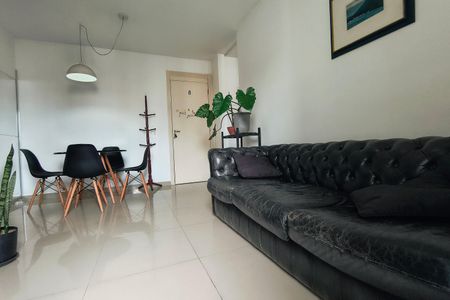 Apartamento à venda com 55m², 2 quartos e 1 vagaSala