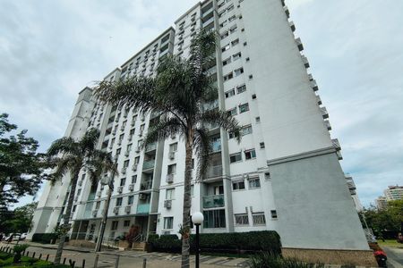 Apartamento à venda com 55m², 2 quartos e 1 vagaFachada do bloco