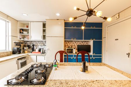 Apartamento à venda com 115m², 3 quartos e sem vagaCozinha