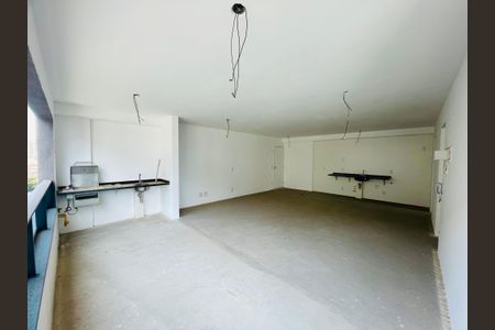 Apartamento à venda com 89m², 2 quartos e 1 vaga Apartamento à venda com 89m², 2 quartos e 1 vagaSala