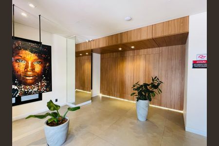 Apartamento à venda com 89m², 2 quartos e 1 vaga Apartamento à venda com 89m², 2 quartos e 1 vagaHall de entrada