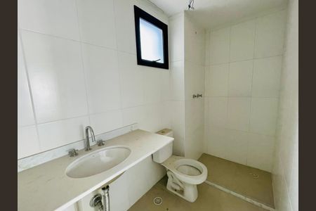 Apartamento à venda com 89m², 2 quartos e 1 vaga Apartamento à venda com 89m², 2 quartos e 1 vagaBanheiro da Suíte