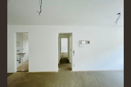 Apartamento à venda com 89m², 2 quartos e 1 vaga Apartamento à venda com 89m², 2 quartos e 1 vagaCorredor