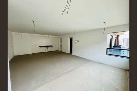 Apartamento à venda com 89m², 2 quartos e 1 vaga Apartamento à venda com 89m², 2 quartos e 1 vagaSala