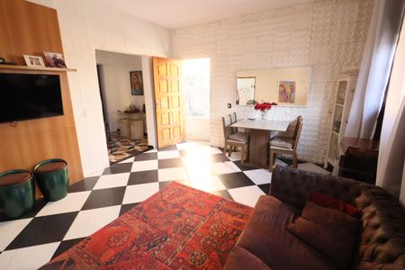 Sala 2 de casa à venda com 6 quartos, 293m² em Padroeira, Osasco