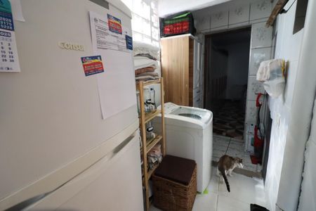 Casa à venda com 293m², 6 quartos e 1 vagaCozinha e Área de Serviço 2