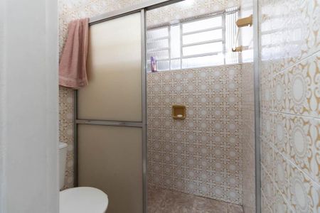 Casa à venda com 250m², 3 quartos e 3 vagasBanheiro 1