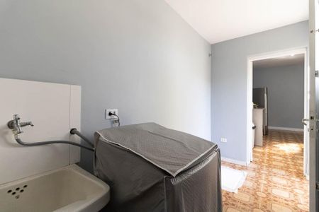 Casa à venda com 250m², 3 quartos e 3 vagasLavanderia 