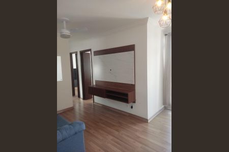 Sala de apartamento à venda com 2 quartos, 42m² em Cidade das Flores, Osasco