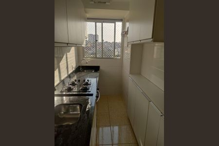 Cozinha de apartamento à venda com 2 quartos, 42m² em Cidade das Flores, Osasco