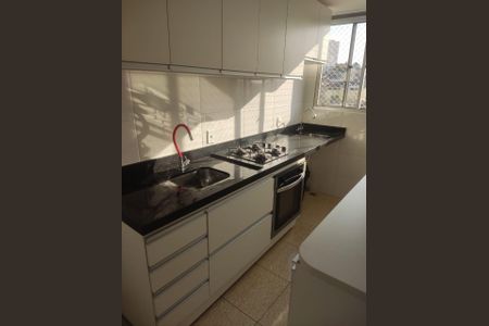 Apartamento à venda com 42m², 2 quartos e 2 vagas Apartamento à venda com 42m², 2 quartos e 2 vagasCozinha