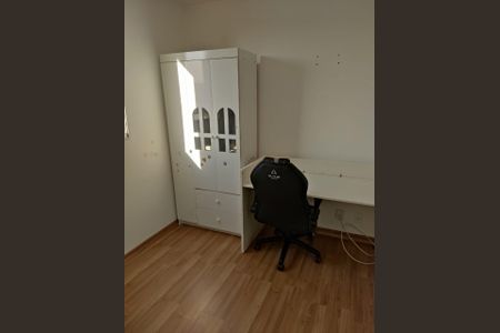 Apartamento à venda com 42m², 2 quartos e 2 vagas Apartamento à venda com 42m², 2 quartos e 2 vagasQuarto