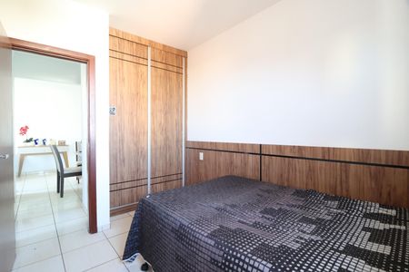 Apartamento para alugar com 56m², 2 quartos e sem vaga Suíte