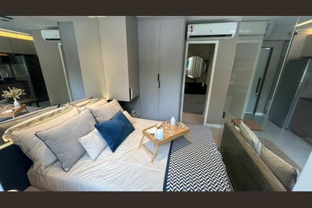 Foto 03 de apartamento à venda com 1 quarto, 30m² em Vila Olímpia, São Paulo