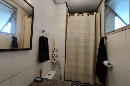 Apartamento para alugar com 182m², 3 quartos e 1 vagaBanheiro 2