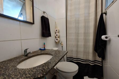 Apartamento para alugar com 182m², 3 quartos e 1 vagaBanheiro 2